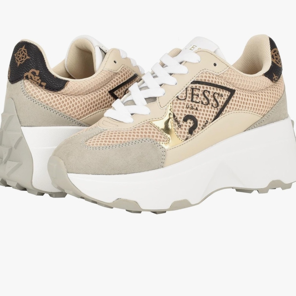 GUESS Women's Invited Sneaker Size 9.5